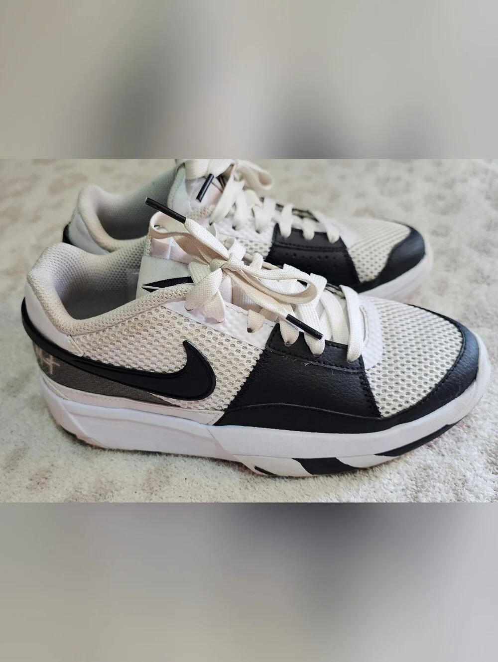 Nike Ja 1 Scratch 2.0 Shoes White Black Lace Up Sz 3.5 Youth